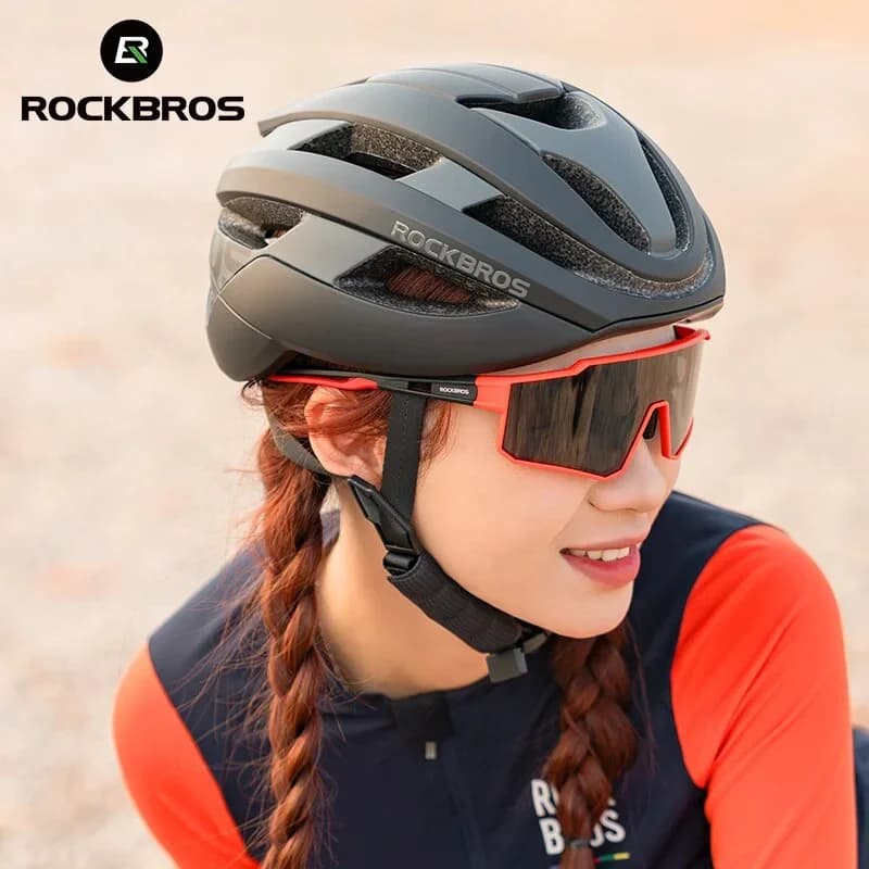 Ultralekki kask rowerowy z jednoczęściową formą
